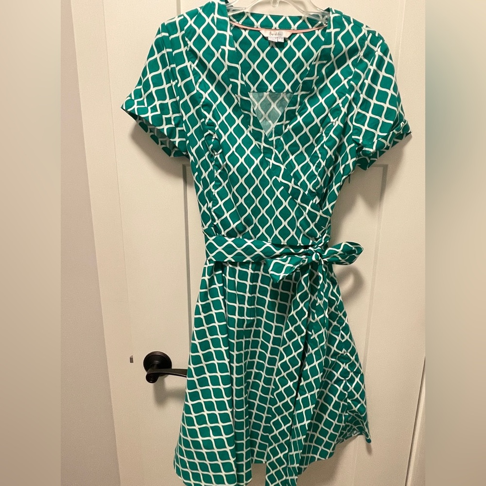 Boden green wrap dress, size 10, NWOT